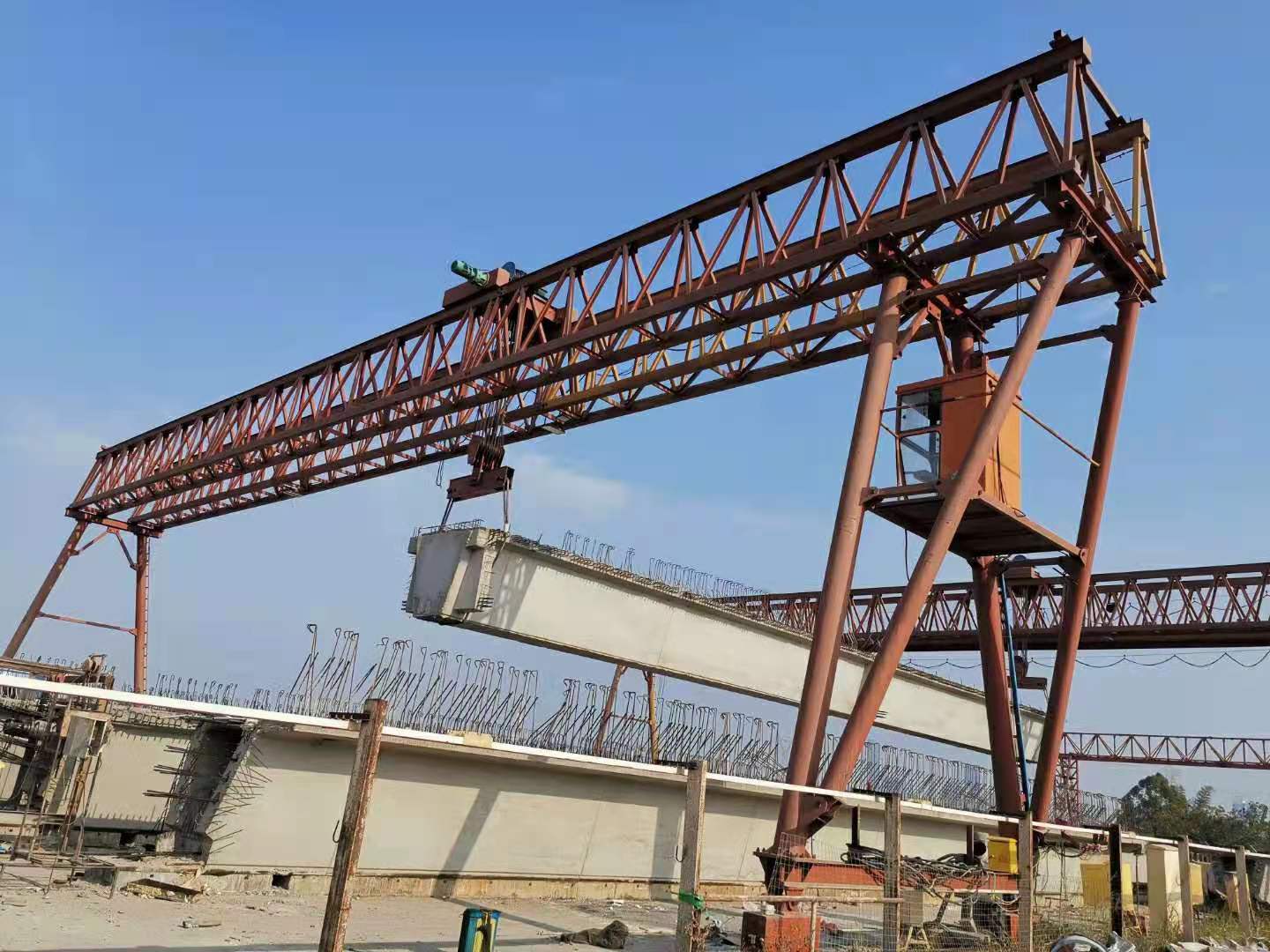 喀什一大桥预制箱梁压浆施工